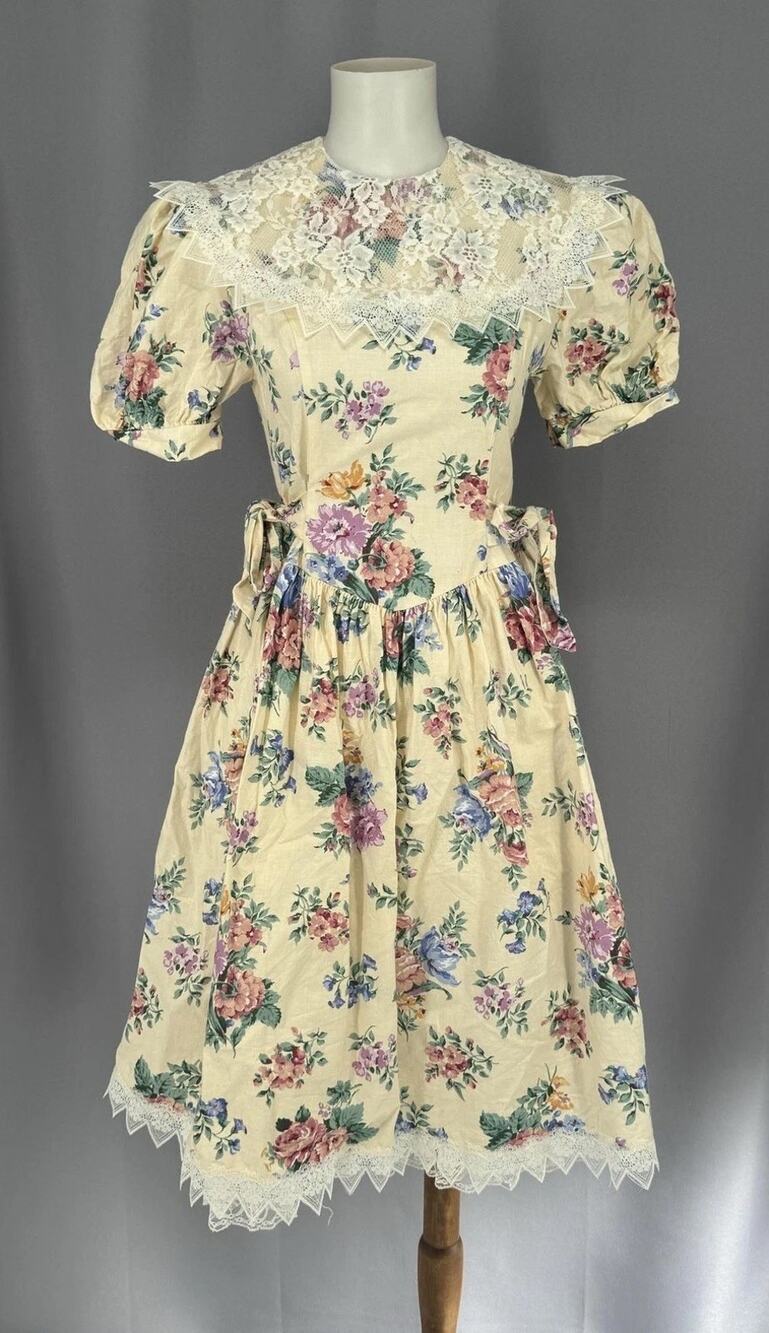 Vintage Jessica McClintock Gunne Sax Dress Girls 14 Floral Lace Prairie Boho